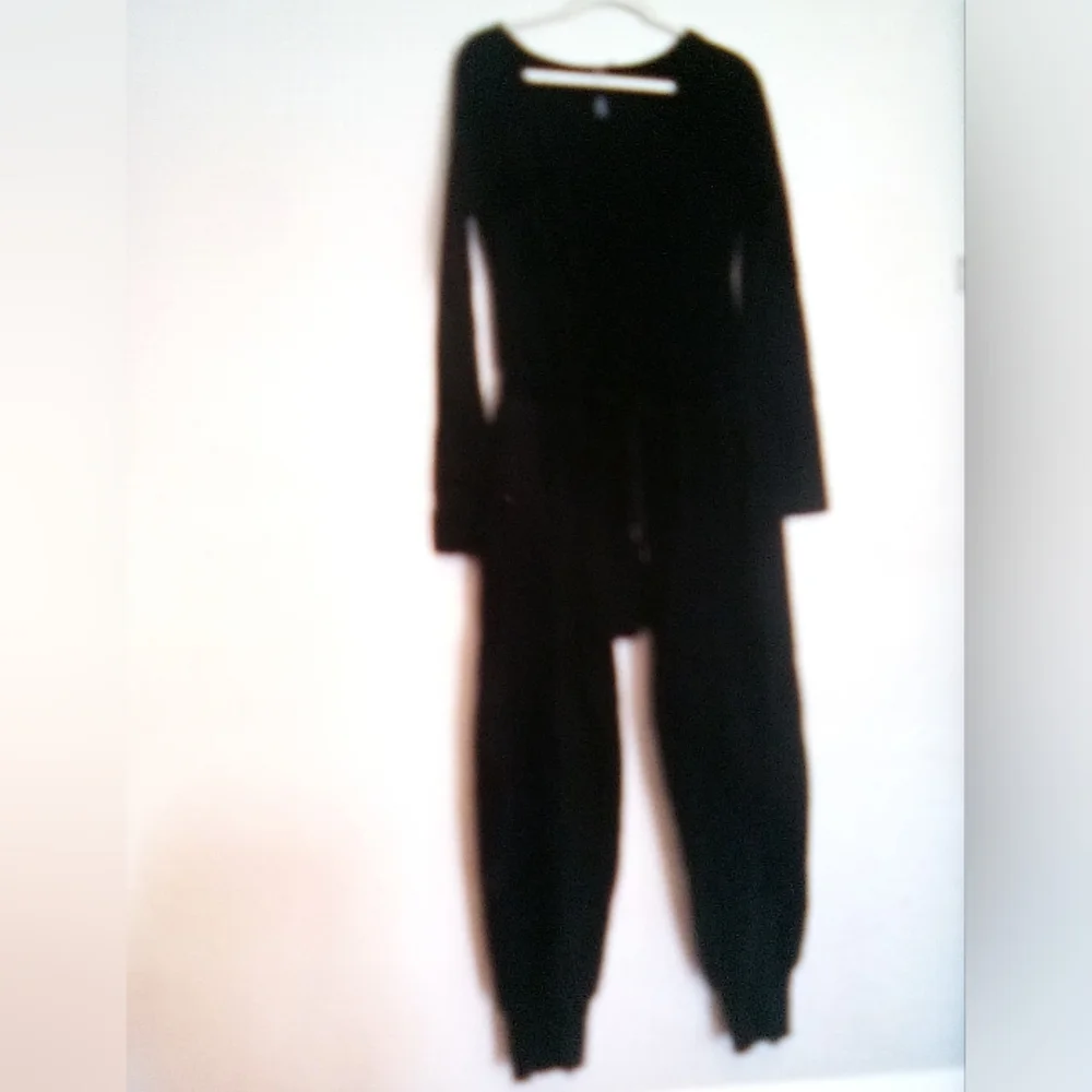 ON HOLD FOR AMY CABRAL !!FREE PEOPLE Make It Count Onesie Jumpsuit in Black Sz S - Picture 6 of 13